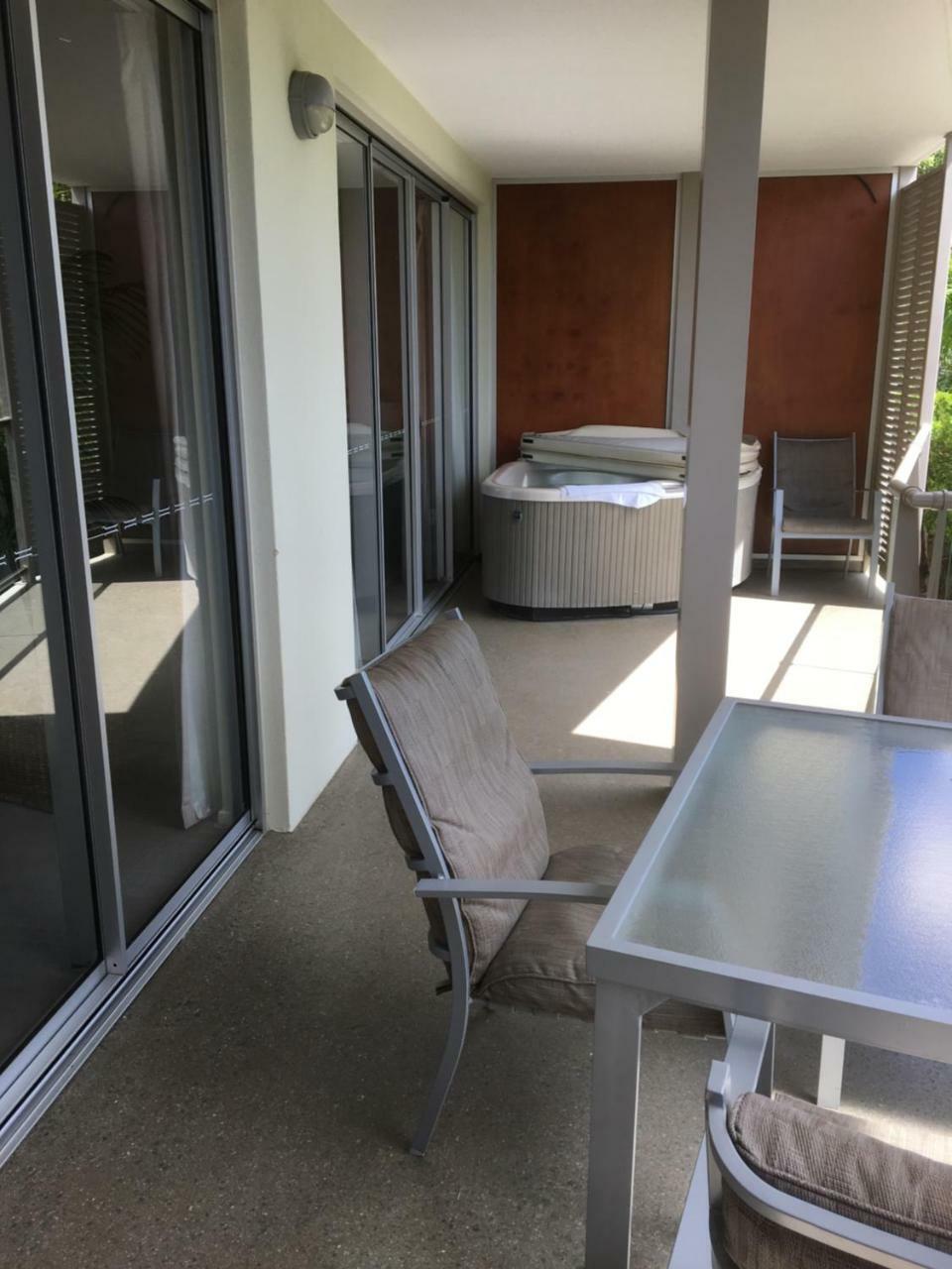 Airlie Central Apartments Airlie Beach Eksteriør bilde
